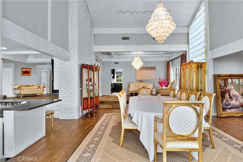 17437 Tarzana Street, Encino, California 91316 home-pic-19